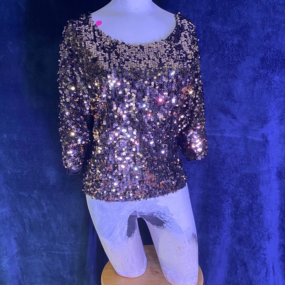 Gold shimmer shirt with sequence